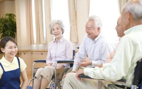 我的一位老师住养老院的经历